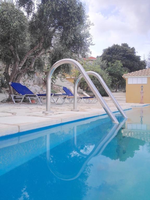 12 Gods Resort Pylos Ruang foto