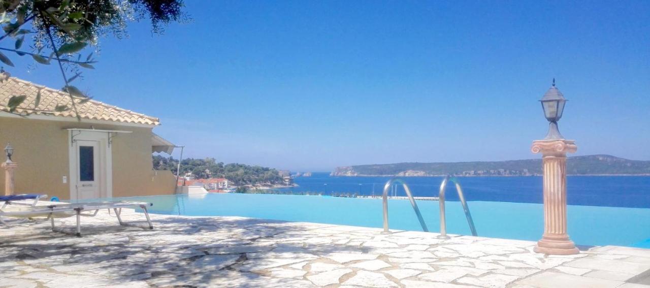 12 Gods Resort Pylos Bagian luar foto